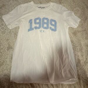 taylor swift 1989 shirt